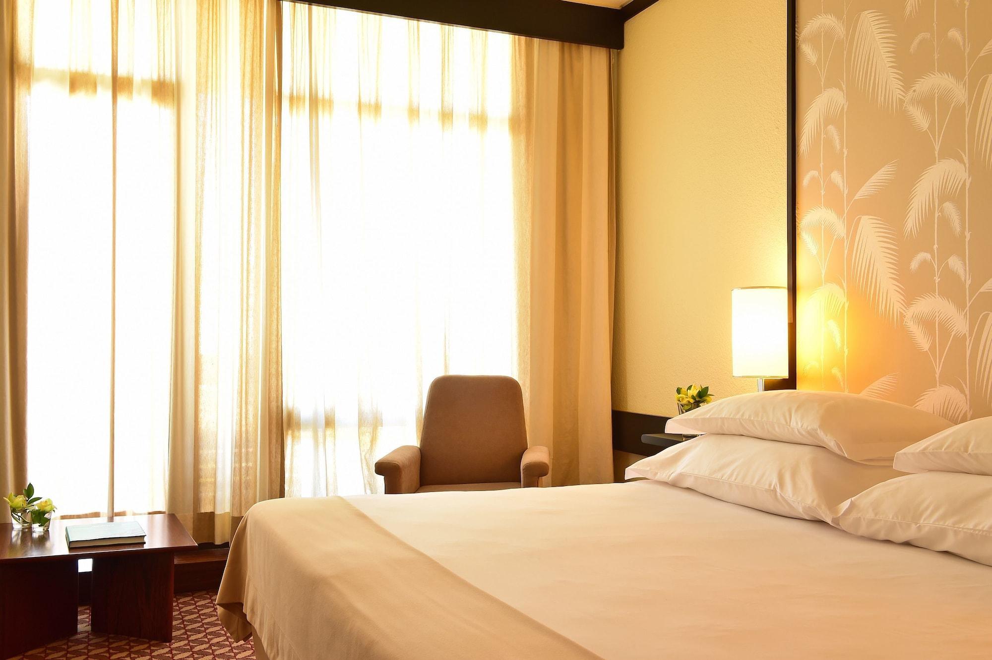 Pestana Casino Park Hotel & Casino Funchal  Exterior foto A room at the hotel