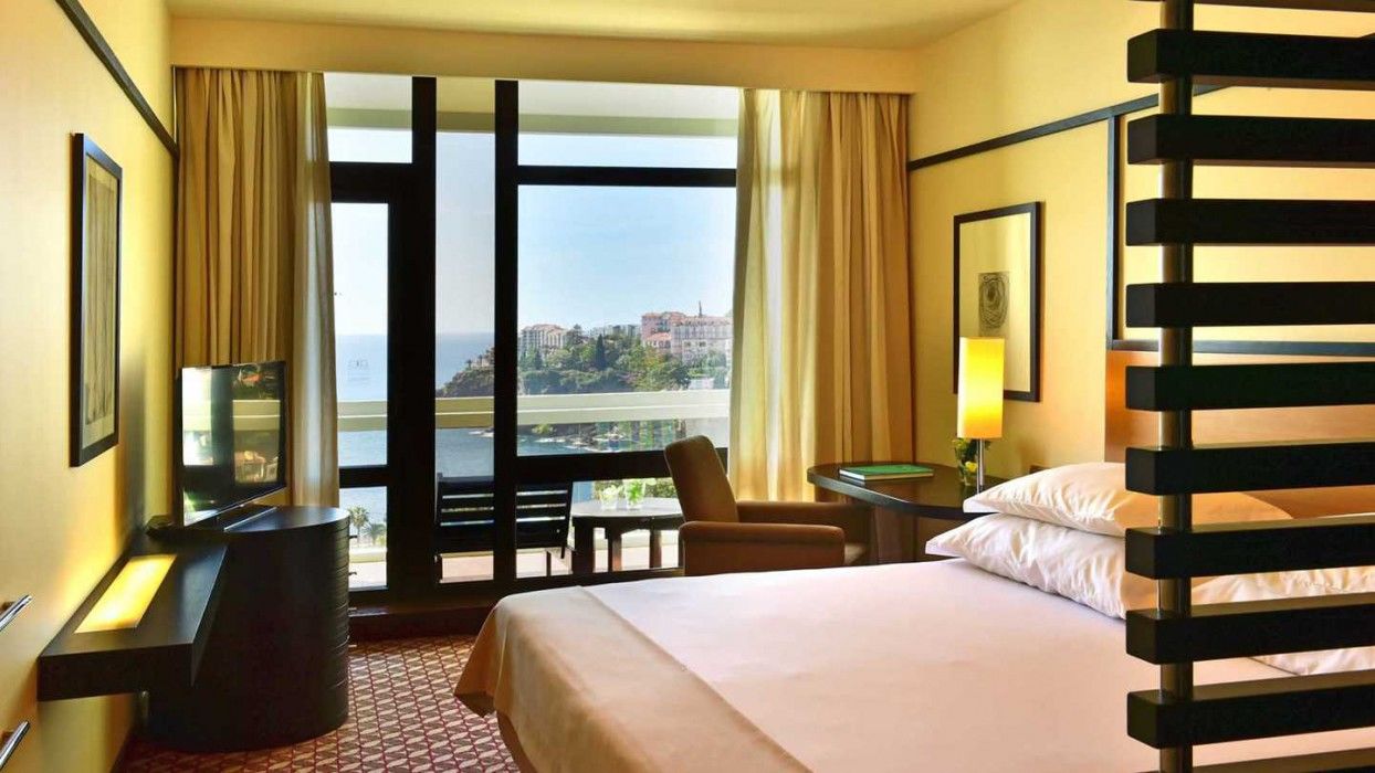 Pestana Casino Park Hotel & Casino Funchal  Exterior foto A room at the hotel
